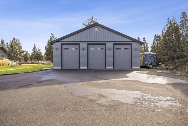 67554 Trout Lane, Bend, OR 97703