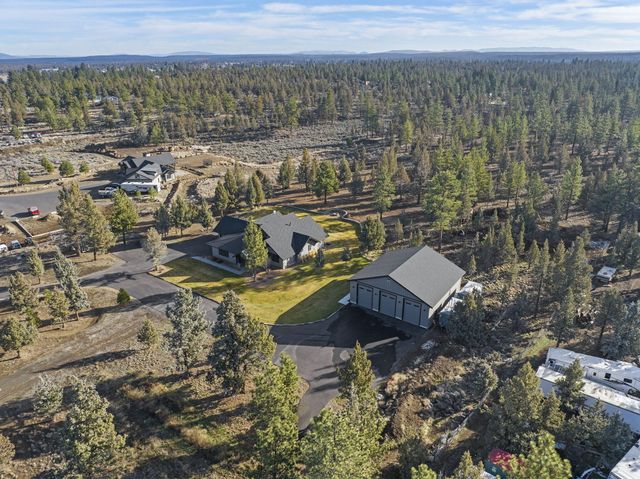 67554 Trout Lane, Bend, OR 97703