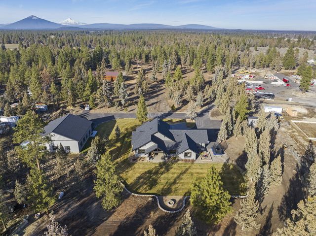 67554 Trout Lane, Bend, OR 97703