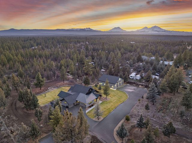 67554 Trout Lane, Bend, OR 97703