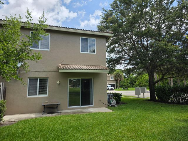 2214 SW Marshfield Court, Port St. Lucie, Port St Lucie, FL 34953