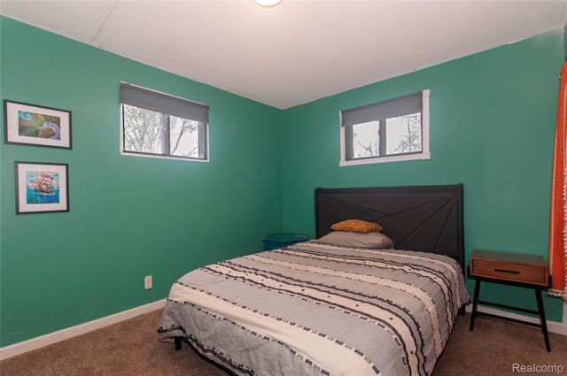 21370 Purdue Avenue, Farmington, MI 48336