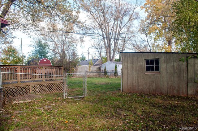 21370 Purdue Avenue, Farmington, MI 48336