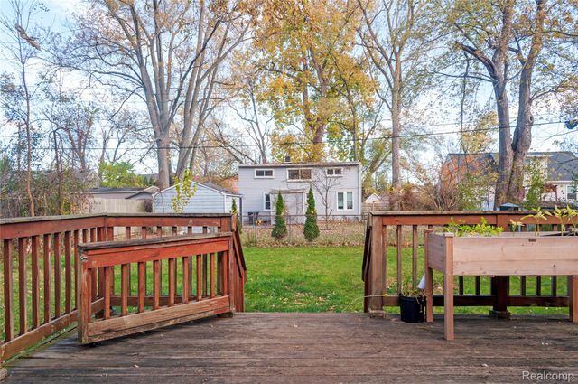 21370 Purdue Avenue, Farmington, MI 48336