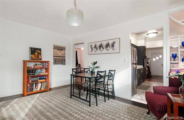 21370 Purdue Avenue, Farmington, MI 48336