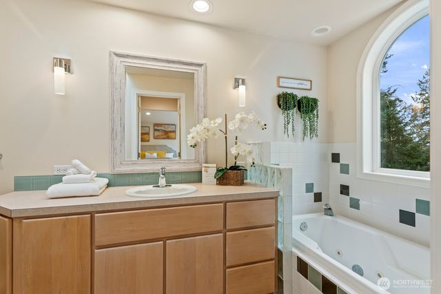 945 Rowe Road, Camano Island, WA 98282