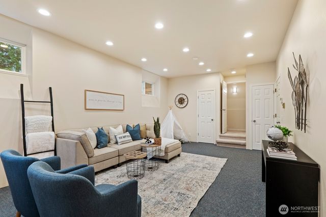 945 Rowe Road, Camano Island, WA 98282