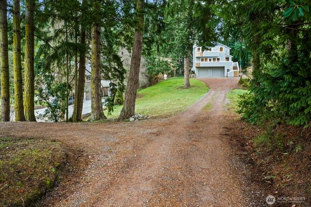 945 Rowe Road, Camano Island, WA 98282