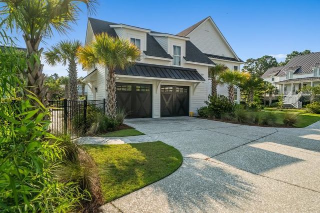201 Black Powder, Charleston, SC 29492