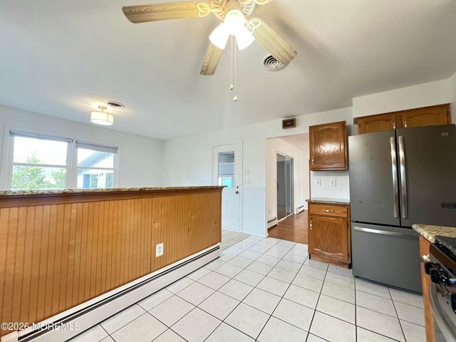 9 Westport Drive, Toms River, NJ 08757