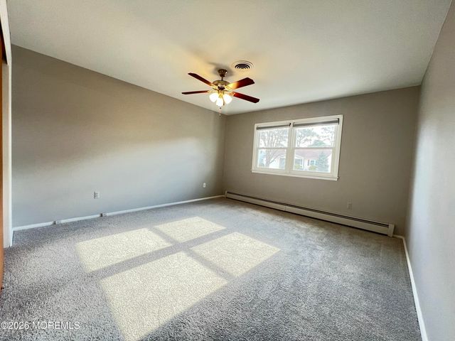9 Westport Drive, Toms River, NJ 08757