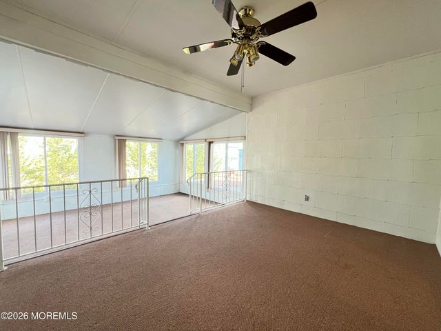 9 Westport Drive, Toms River, NJ 08757
