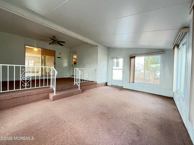 9 Westport Drive, Toms River, NJ 08757