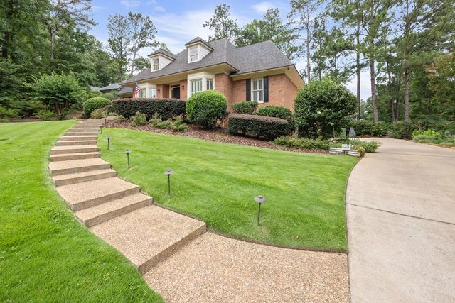 2 Stonewood Court, Columbus, GA 31904