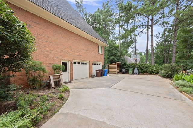 2 Stonewood Court, Columbus, GA 31904