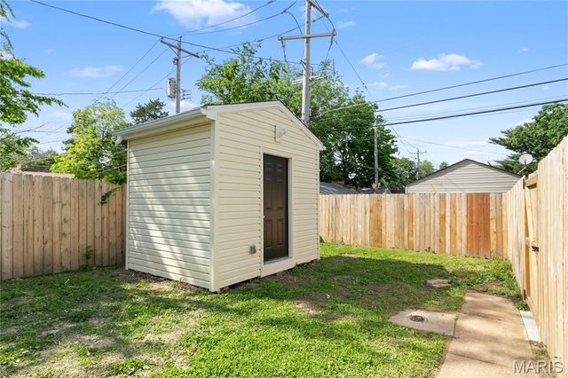 3139 Mount Pleasant Street, St Louis, MO 63111