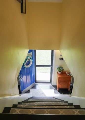 16 Dartmouth St, Barnstable, MA 02601