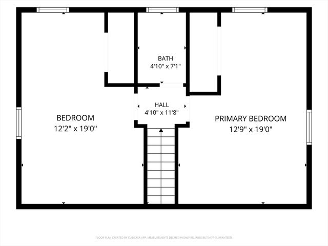 16 Dartmouth St, Barnstable, MA 02601
