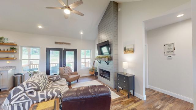 3773 Blythes Ferry Rd, Dayton, TN 37321