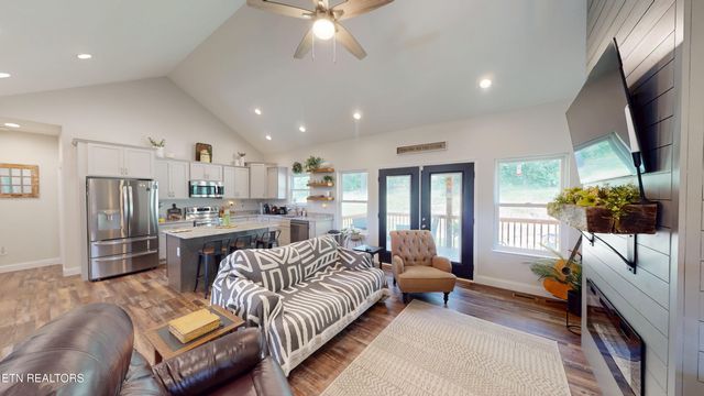 3773 Blythes Ferry Rd, Dayton, TN 37321