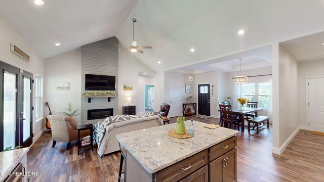 3773 Blythes Ferry Rd, Dayton, TN 37321