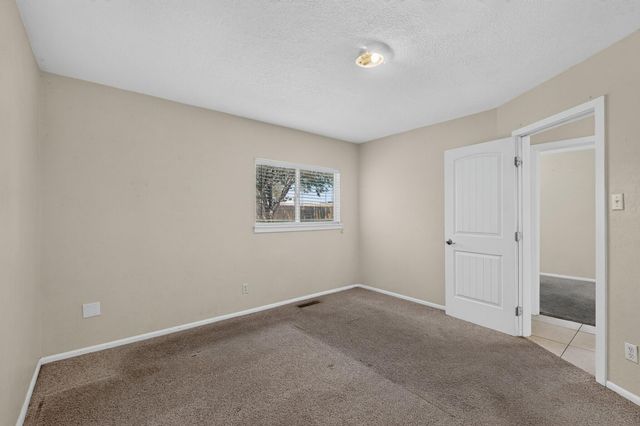 517 Madison Place SE, Albuquerque, NM 87108