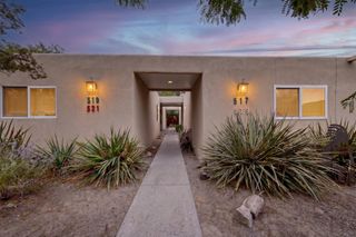 517 Madison Place SE, Albuquerque, NM 87108