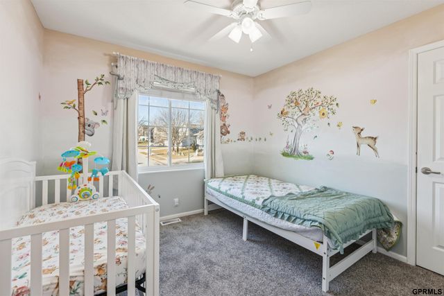 5703 S 186th Avenue, Omaha, NE 68135