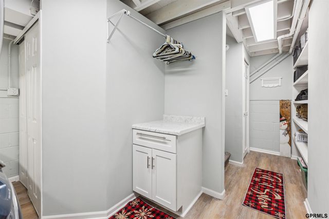 5703 S 186th Avenue, Omaha, NE 68135