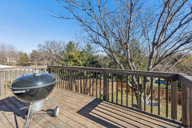 5703 S 186th Avenue, Omaha, NE 68135