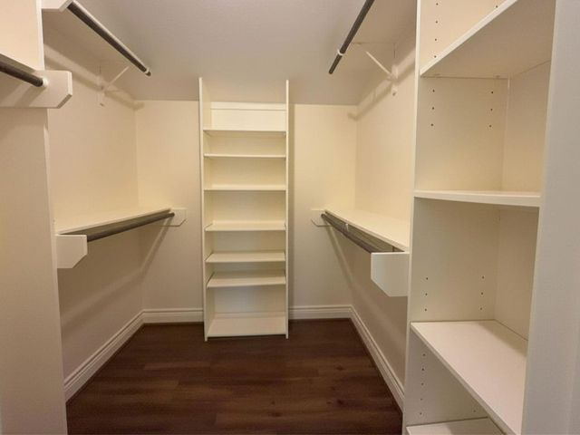 204 Edens Avenue, League City, TX 77573