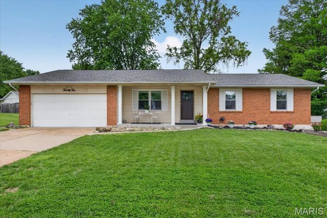 22 Armitage Drive, St Peters, MO 63376