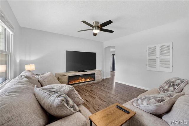 22 Armitage Drive, St Peters, MO 63376