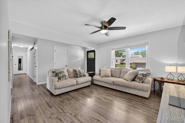22 Armitage Drive, St Peters, MO 63376