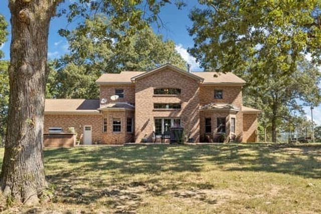 90 Gauging Station Ln, Hurricane Mills, TN 37078