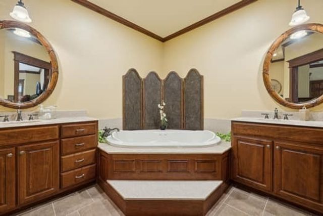 90 Gauging Station Ln, Hurricane Mills, TN 37078