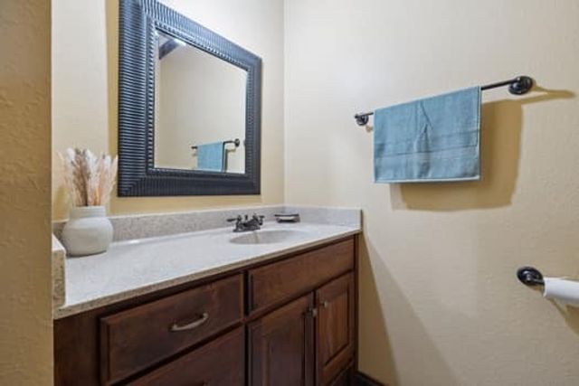 90 Gauging Station Ln, Hurricane Mills, TN 37078