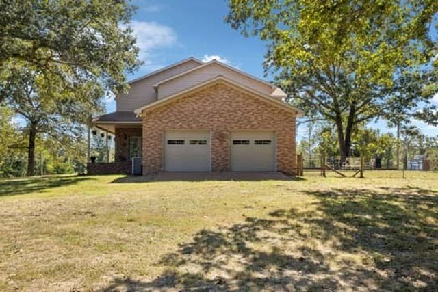 90 Gauging Station Ln, Hurricane Mills, TN 37078