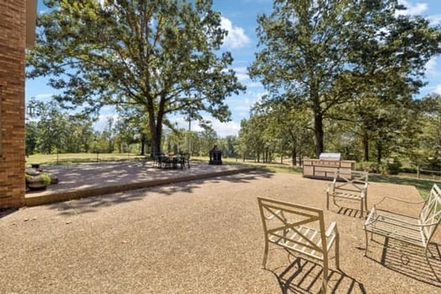 90 Gauging Station Ln, Hurricane Mills, TN 37078