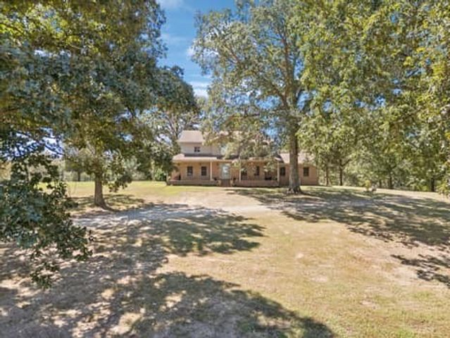 90 Gauging Station Ln, Hurricane Mills, TN 37078