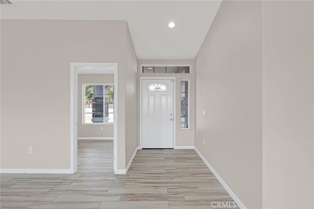 Image 2 of property listing at 9835 Pyrite Avenue, Hesperia, CA 92345