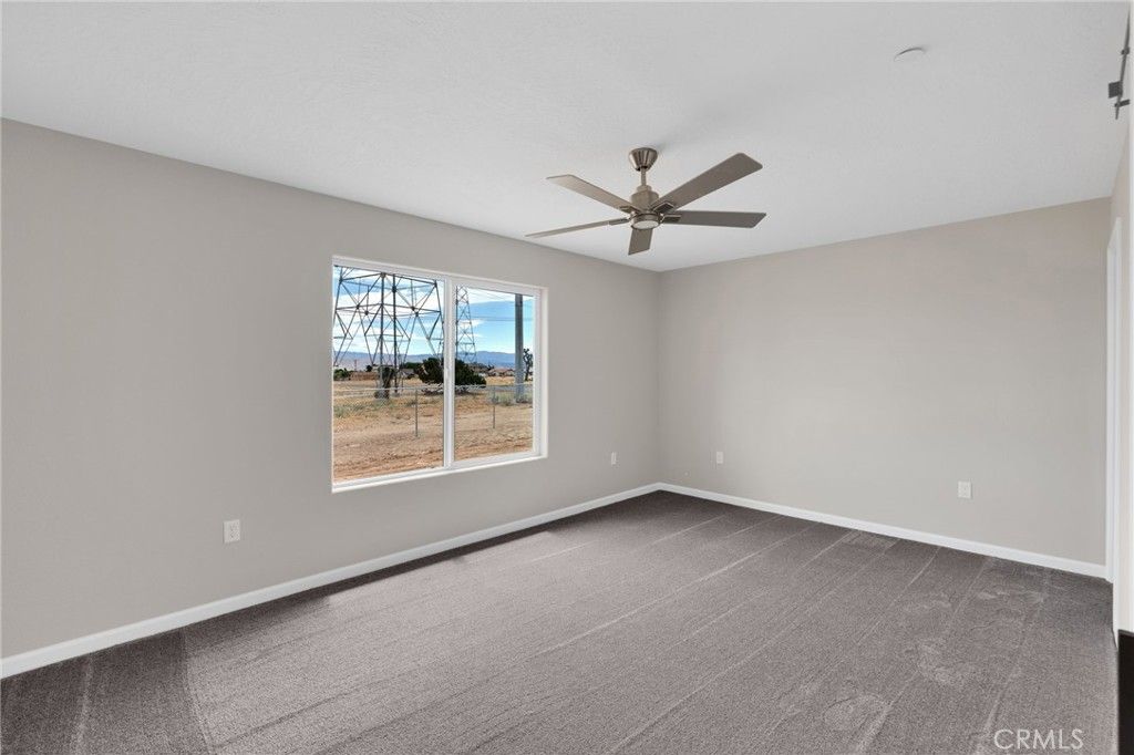 Image 27 of property listing at 9835 Pyrite Avenue, Hesperia, CA 92345