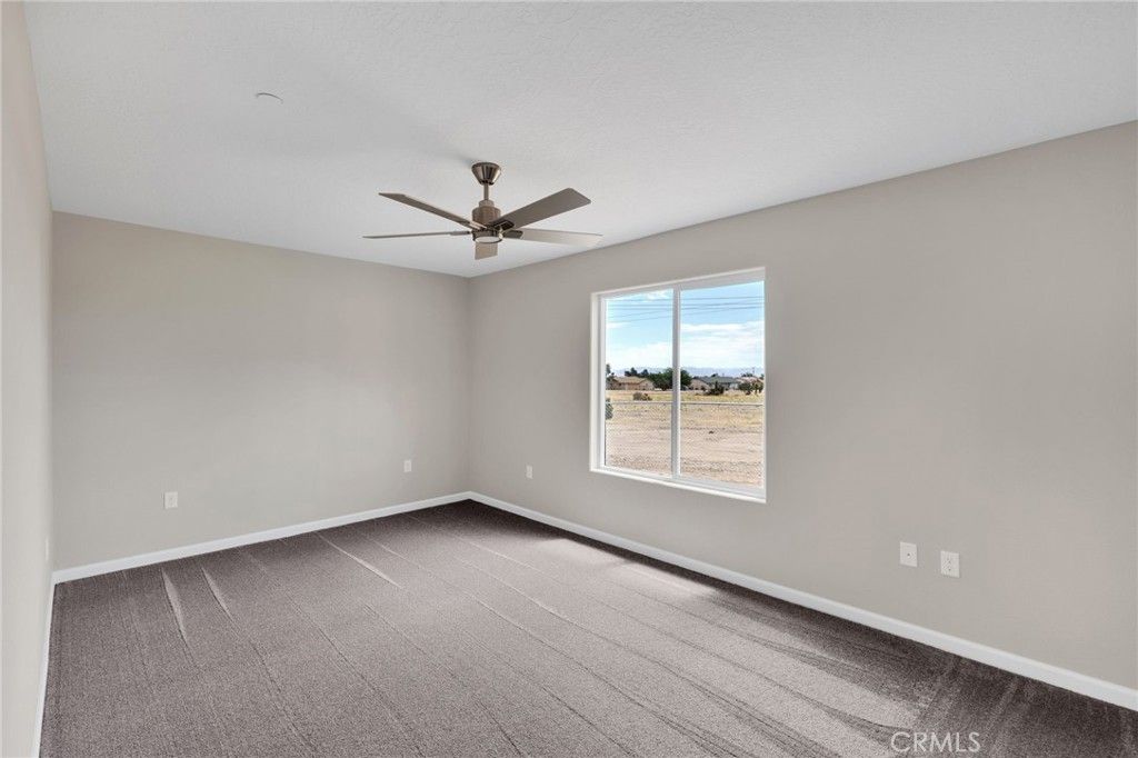 Image 36 of property listing at 9835 Pyrite Avenue, Hesperia, CA 92345