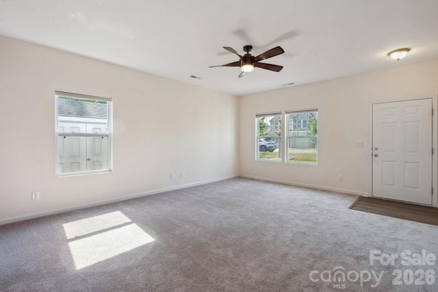 1175 Valley Street 111, Statesville, NC 28677