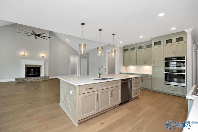 128 Bellawoods Drive, Madison, AL 35756