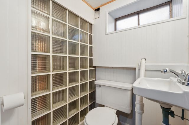 4035 Penn Avenue N, Minneapolis, MN 55412