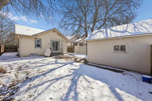 4035 Penn Avenue N, Minneapolis, MN 55412