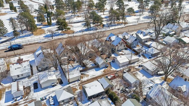 4035 Penn Avenue N, Minneapolis, MN 55412