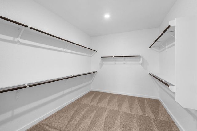 124 Hadleigh DR, Hutto, TX 78634