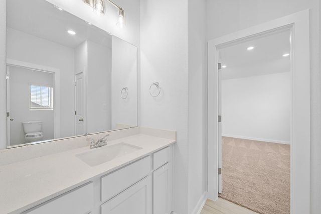124 Hadleigh DR, Hutto, TX 78634